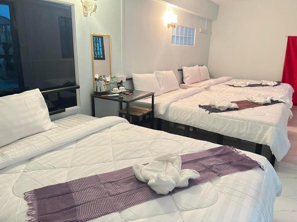 Lotus Blanc Homestay Battambang Exterior photo