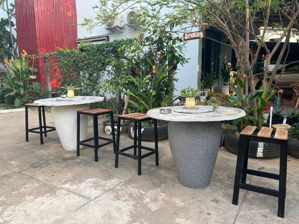 Lotus Blanc Homestay Battambang Exterior photo